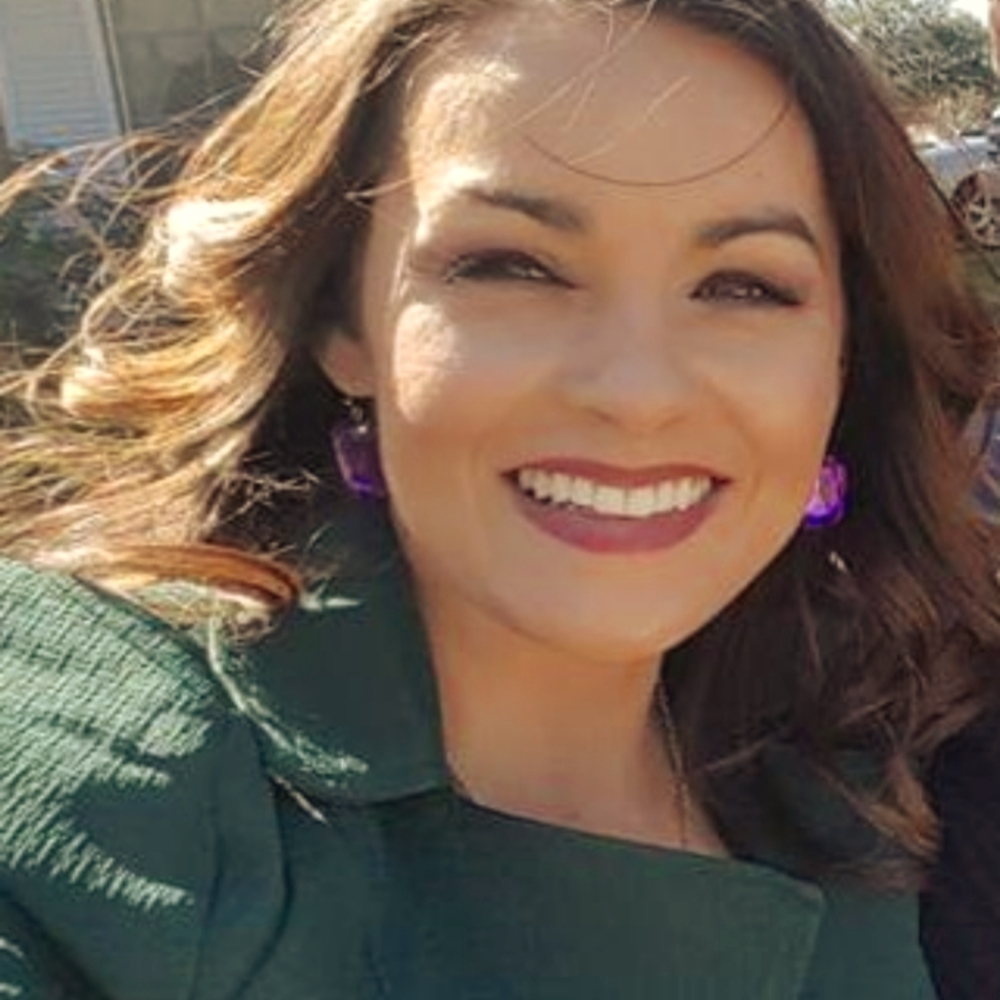 Meet your Posher, Alicia